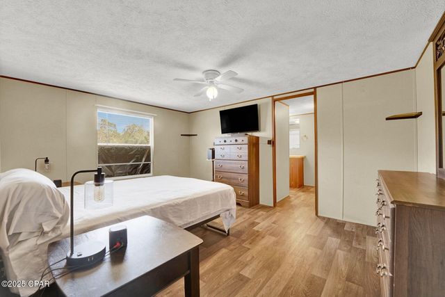 2764 Carter Circle, Chipley, FL 32428