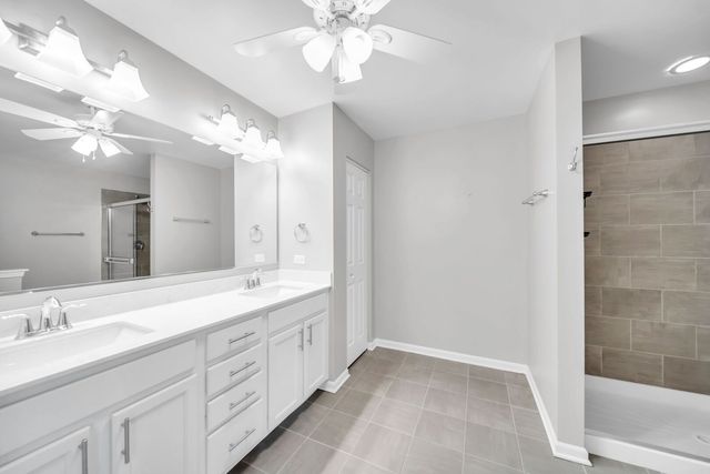 2534 Huntleigh Lane, Woodridge, IL 60517