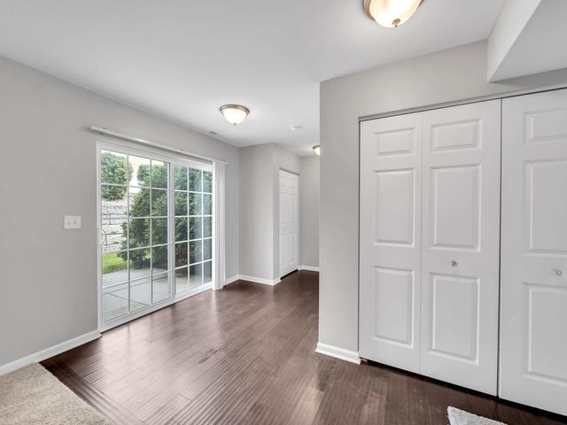 2534 Huntleigh Lane, Woodridge, IL 60517