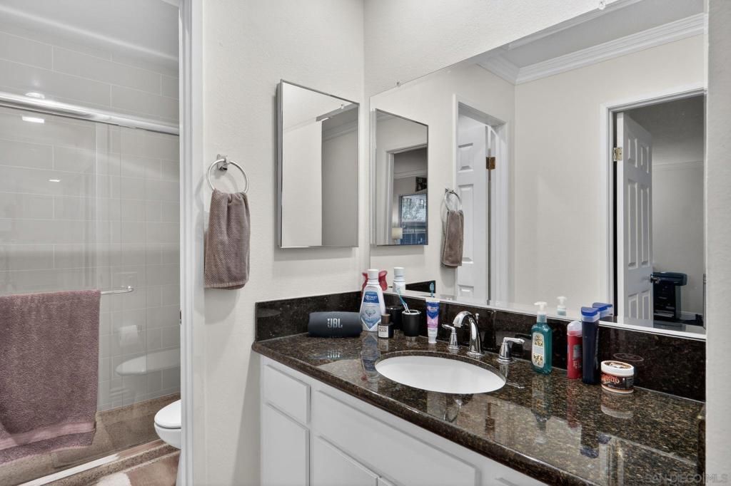 Image 11 of property listing at 1353 Caminito Gabaldon E, San Diego, CA 92108