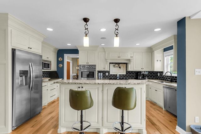 7 Forest Creek Court, Charleston, SC 29414