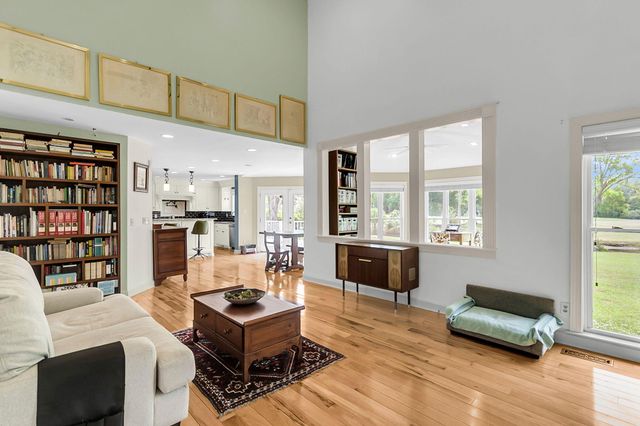 7 Forest Creek Court, Charleston, SC 29414