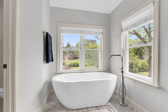 7 Forest Creek Court, Charleston, SC 29414