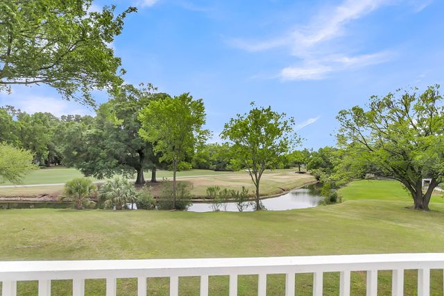 7 Forest Creek Court, Charleston, SC 29414