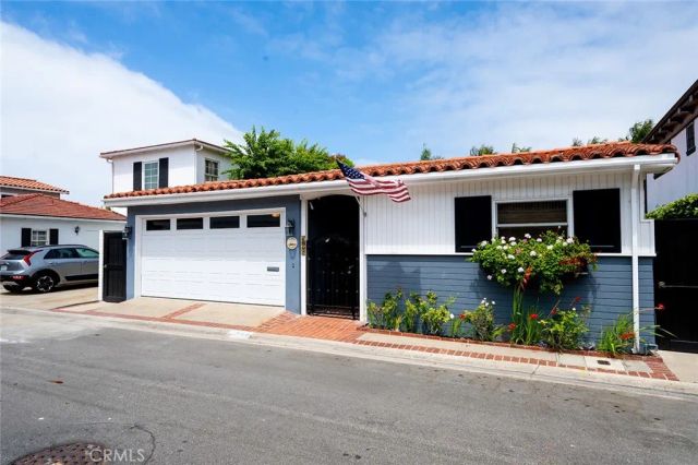 129 Via Nice, Newport Beach, CA 92663
