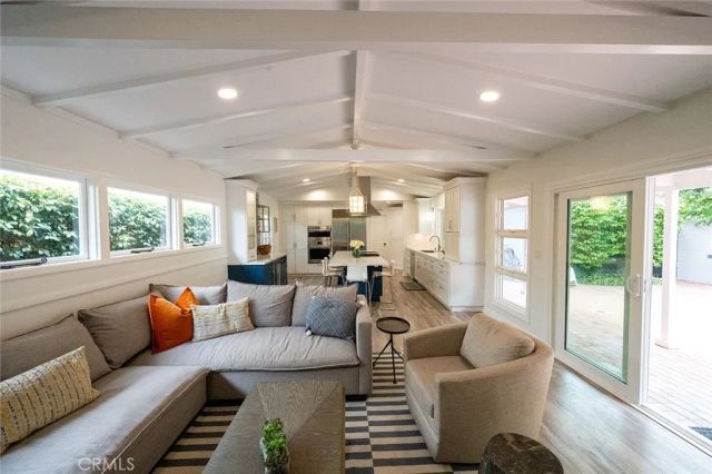 129 Via Nice, Newport Beach, CA 92663