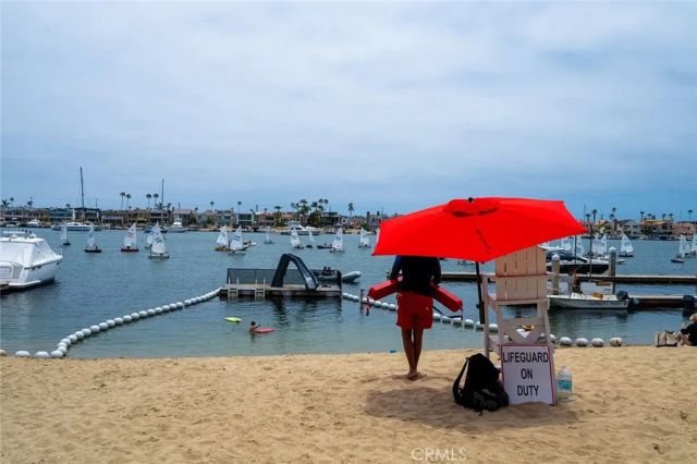 129 Via Nice, Newport Beach, CA 92663