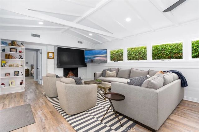 129 Via Nice, Newport Beach, CA 92663