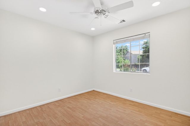 677 Robert L Smith Dr, Tracy, CA 95376