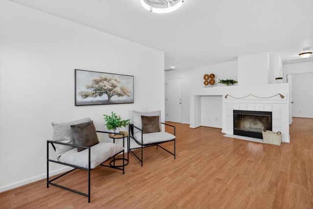 677 Robert L Smith Dr, Tracy, CA 95376