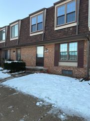 16908 Kingsbrook Drive, Clinton Twp, MI 48038