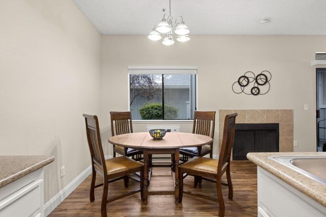 37470 Parish Circle 19C, Fremont, CA 94536