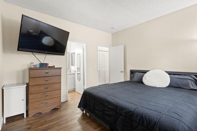 37470 Parish Circle 19C, Fremont, CA 94536