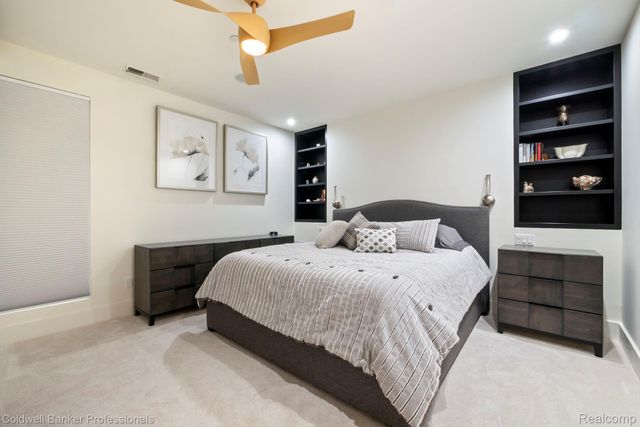 801 W Ann Arbor Trail 306, Plymouth, MI 48170
