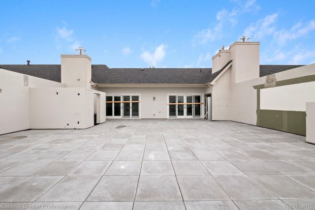 801 W Ann Arbor Trail 306, Plymouth, MI 48170