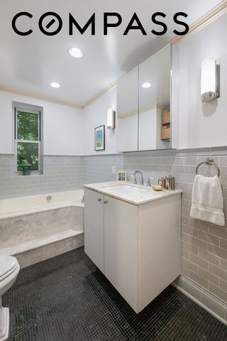 360 Cabrini Blvd Apt 3F, New York City, NY 10040