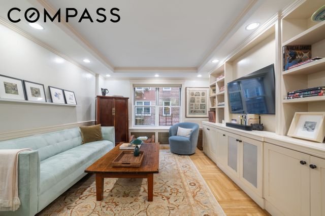360 Cabrini Blvd Apt 3F, New York City, NY 10040