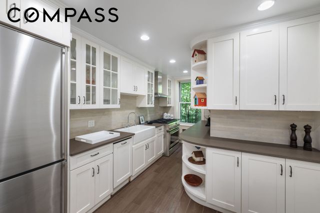 360 Cabrini Blvd Apt 3F, New York City, NY 10040