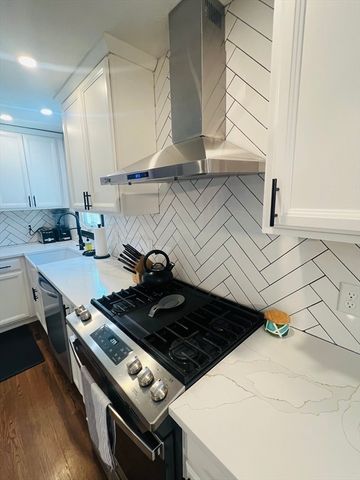 35 Pearl St 35, Randolph, MA 02368