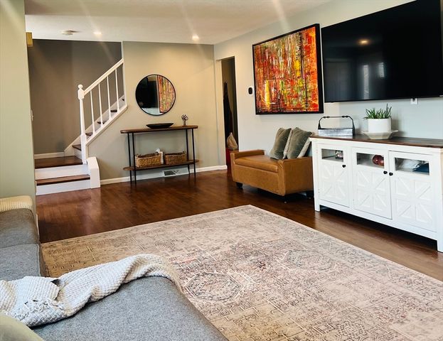 35 Pearl St 35, Randolph, MA 02368