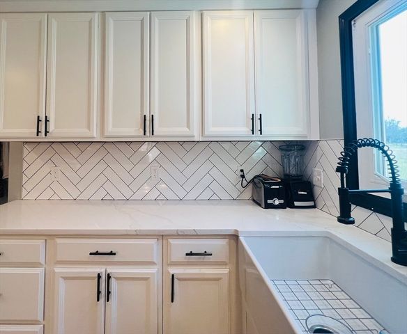 35 Pearl St 35, Randolph, MA 02368