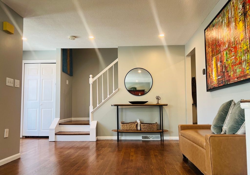 35 Pearl St 35, Randolph, MA 02368