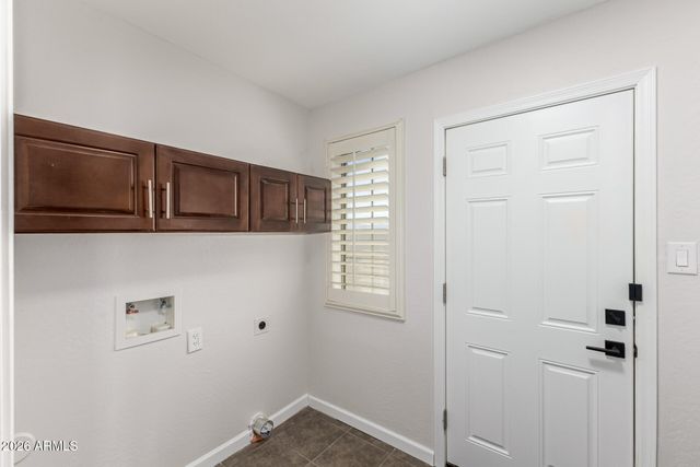 32225 N CENTER Street N, Wittmann, AZ 85361