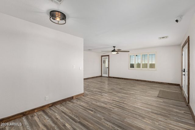 32225 N CENTER Street N, Wittmann, AZ 85361