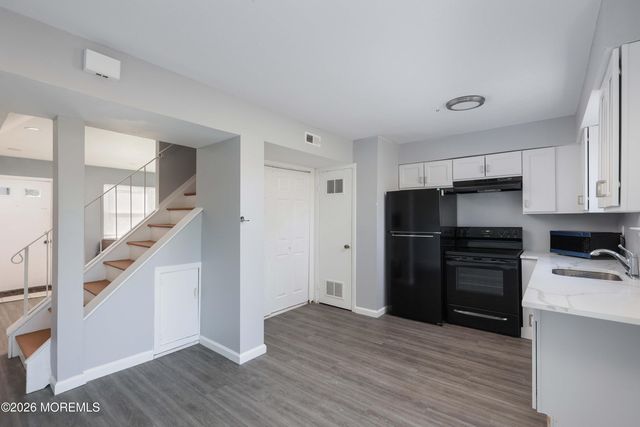 108 Greenwood Loop Road 108, Brick, NJ 08724