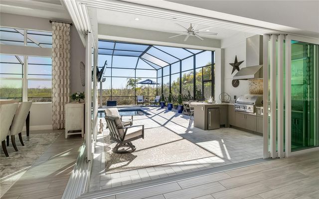 8362 REDONDA LOOP, Bradenton, FL 34202