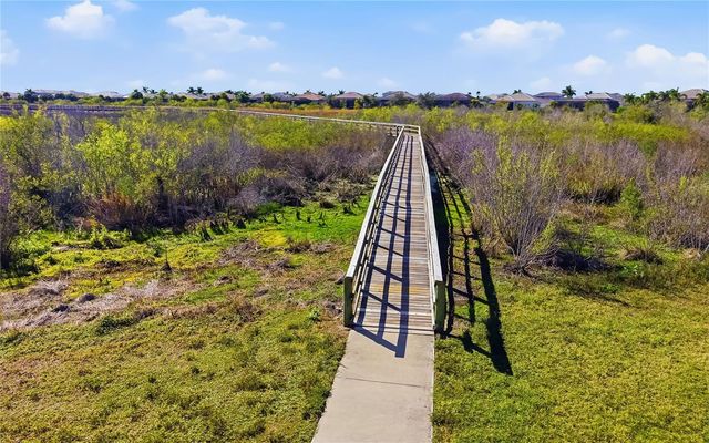 8362 REDONDA LOOP, Bradenton, FL 34202