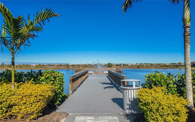 8362 REDONDA LOOP, Bradenton, FL 34202