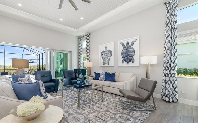 8362 REDONDA LOOP, Bradenton, FL 34202