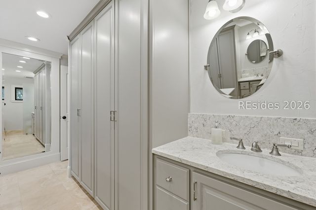 28 Pine Island Rd, Hilton Head Island, SC 29928