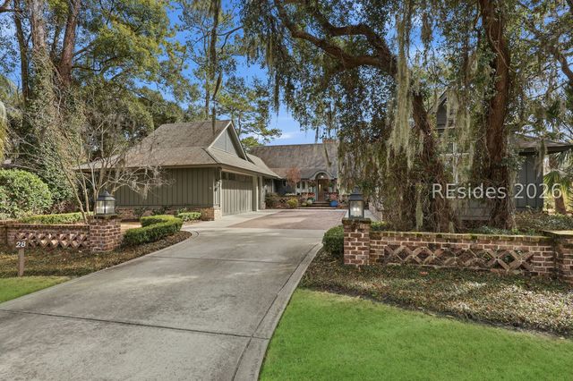 28 Pine Island Rd, Hilton Head Island, SC 29928