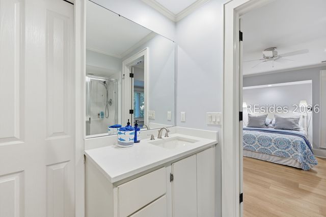 28 Pine Island Rd, Hilton Head Island, SC 29928