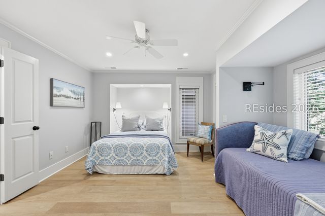 28 Pine Island Rd, Hilton Head Island, SC 29928