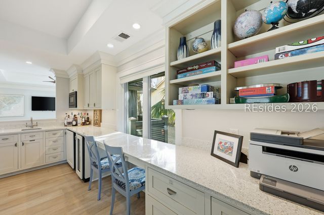 28 Pine Island Rd, Hilton Head Island, SC 29928