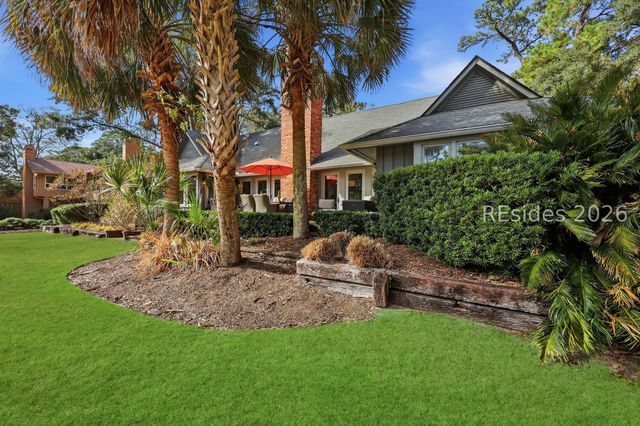 28 Pine Island Rd, Hilton Head Island, SC 29928