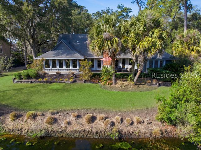 28 Pine Island Rd, Hilton Head Island, SC 29928