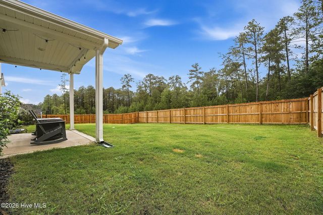 201 Rough Ridge Trail, Aberdeen, NC 28315