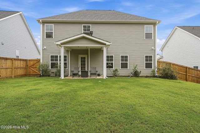 201 Rough Ridge Trail, Aberdeen, NC 28315
