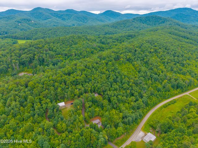 40 Refuge Ridge Road, Murphy, NC 28906