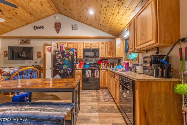 40 Refuge Ridge Road, Murphy, NC 28906