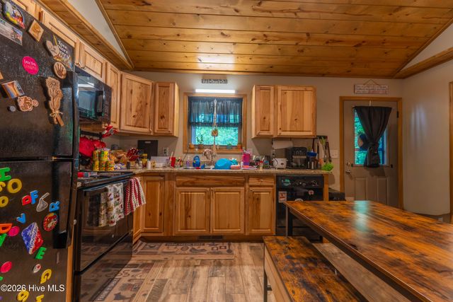 40 Refuge Ridge Road, Murphy, NC 28906