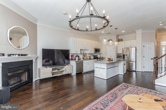 42753 STADLER LN, Chantilly, VA 20152