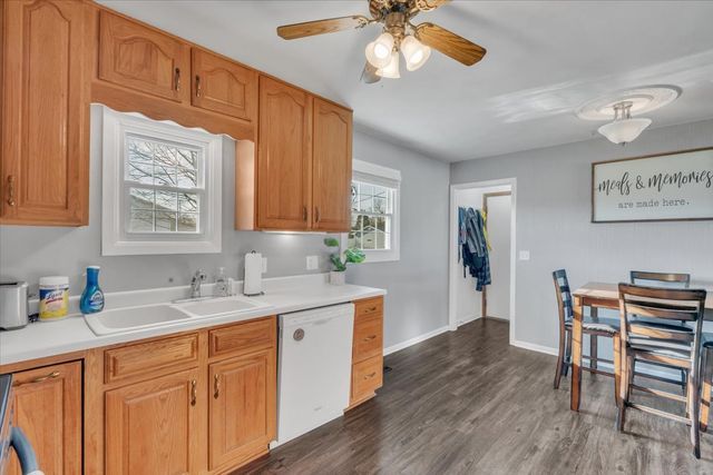 514 12th Avenue, Hampton, IL 61256