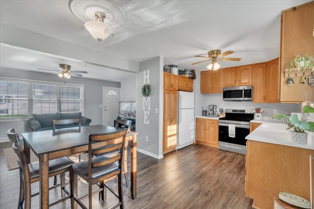 514 12th Avenue, Hampton, IL 61256