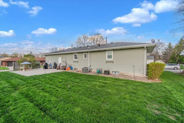 514 12th Avenue, Hampton, IL 61256
