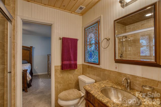 46 Wahuhu Court, Brevard, NC 28712